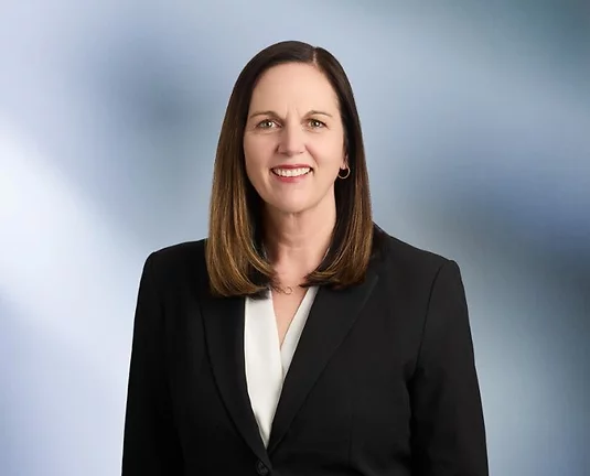 A picture of Anne Seurynck smiling at the camera.